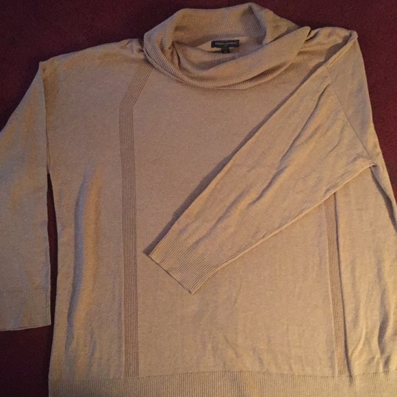 Banana Republic Sweaters - NWOT Banana Republic Turtleneck XL